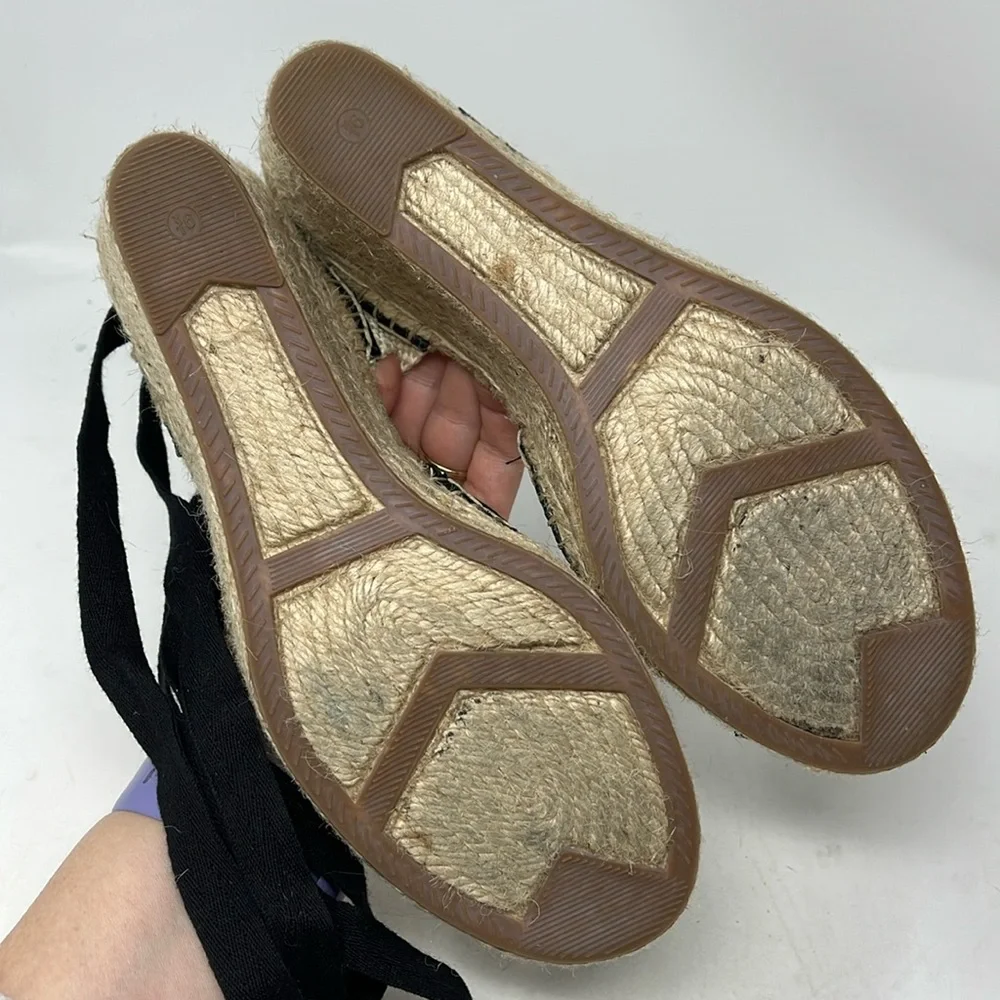 Ivanka Trump perfect preowned